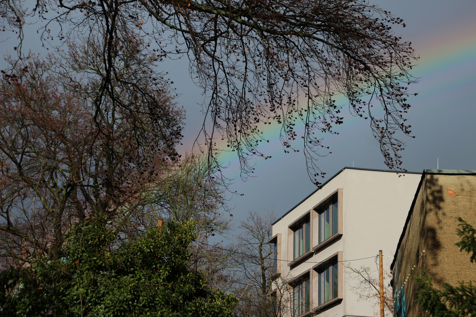 Wenn die Sonne auf den Regen trifft