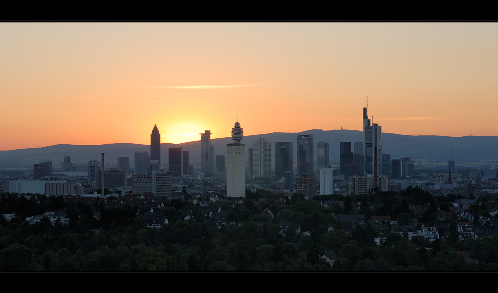 [ Wenn die Sonne die Stadt verlässt ]