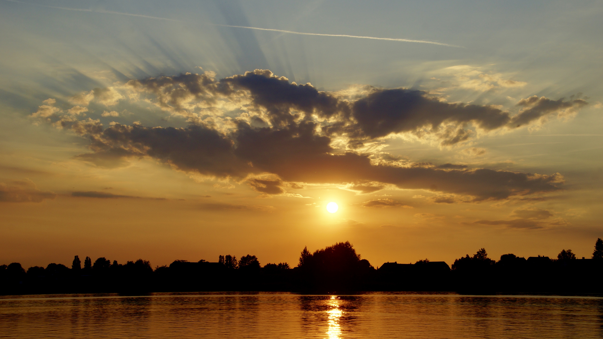 Wenn die Sonne die Wolken streift