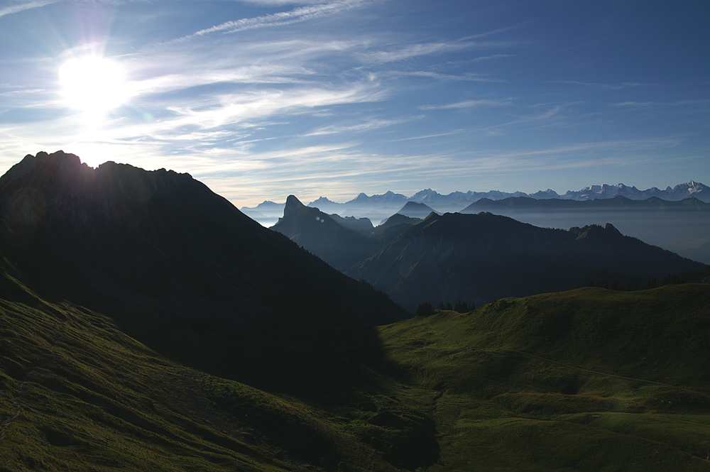 ~Wenn Die Sonne erwacht in den Bergen~