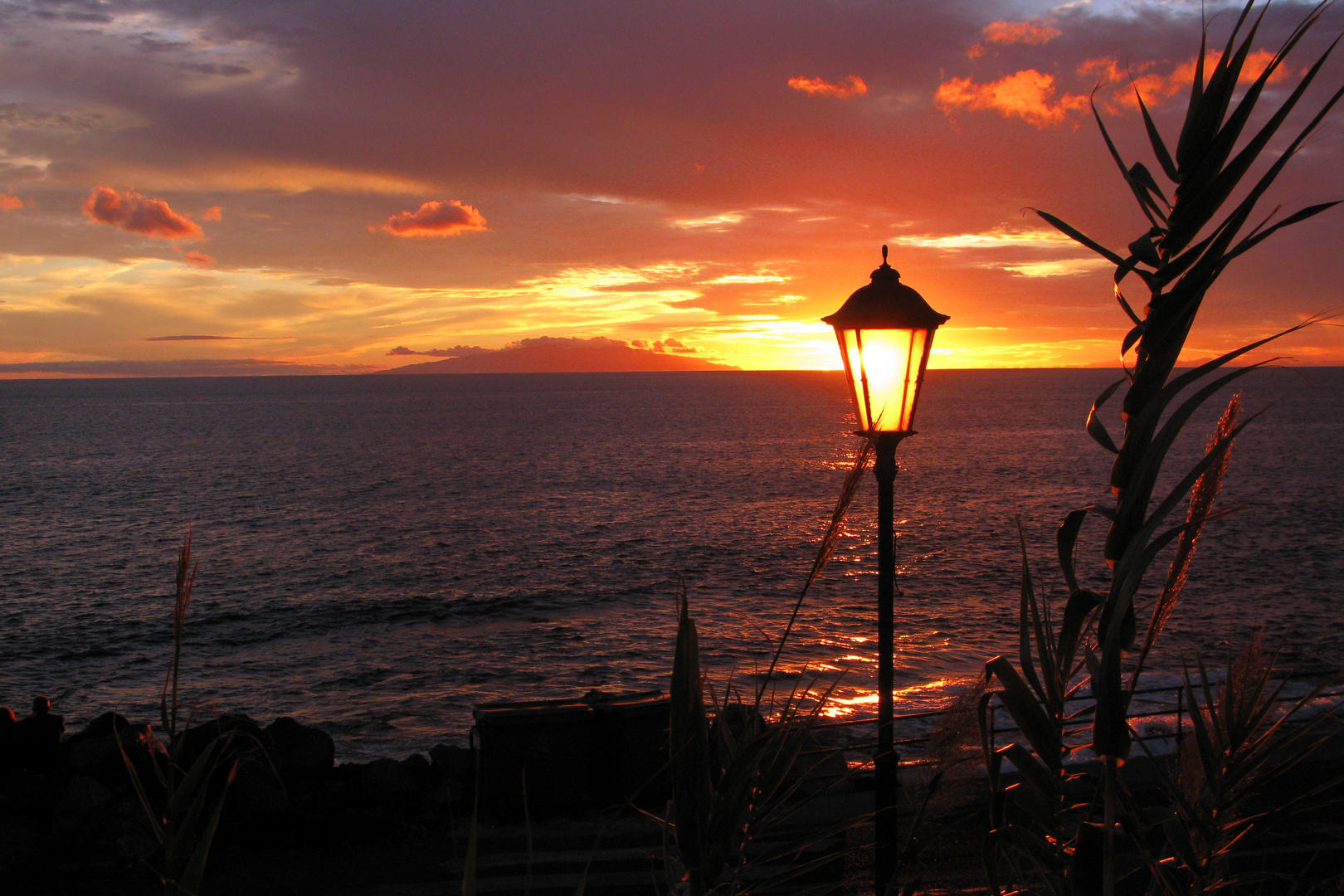 Wenn die Sonne hinter El Hierro versinkt...