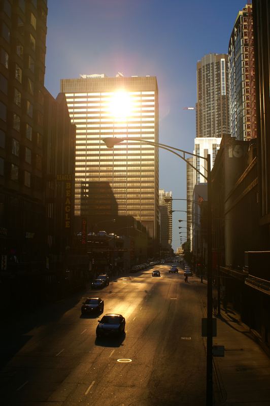 Wenn die Sonne langsam untergeht in Downtown - Chicago