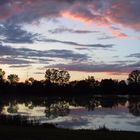 Wenn die Sonne untergeht, ist der Abend noch nicht Vorbei denn der See gehört nun uns.