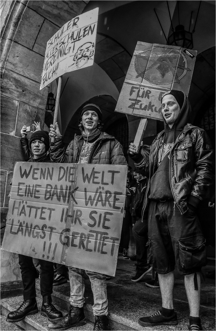 Wenn die Welt eine Bank wäre, hättet ihr sie längst gerettet