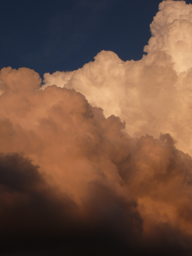 Wenn die Wolken schlafen gehn...