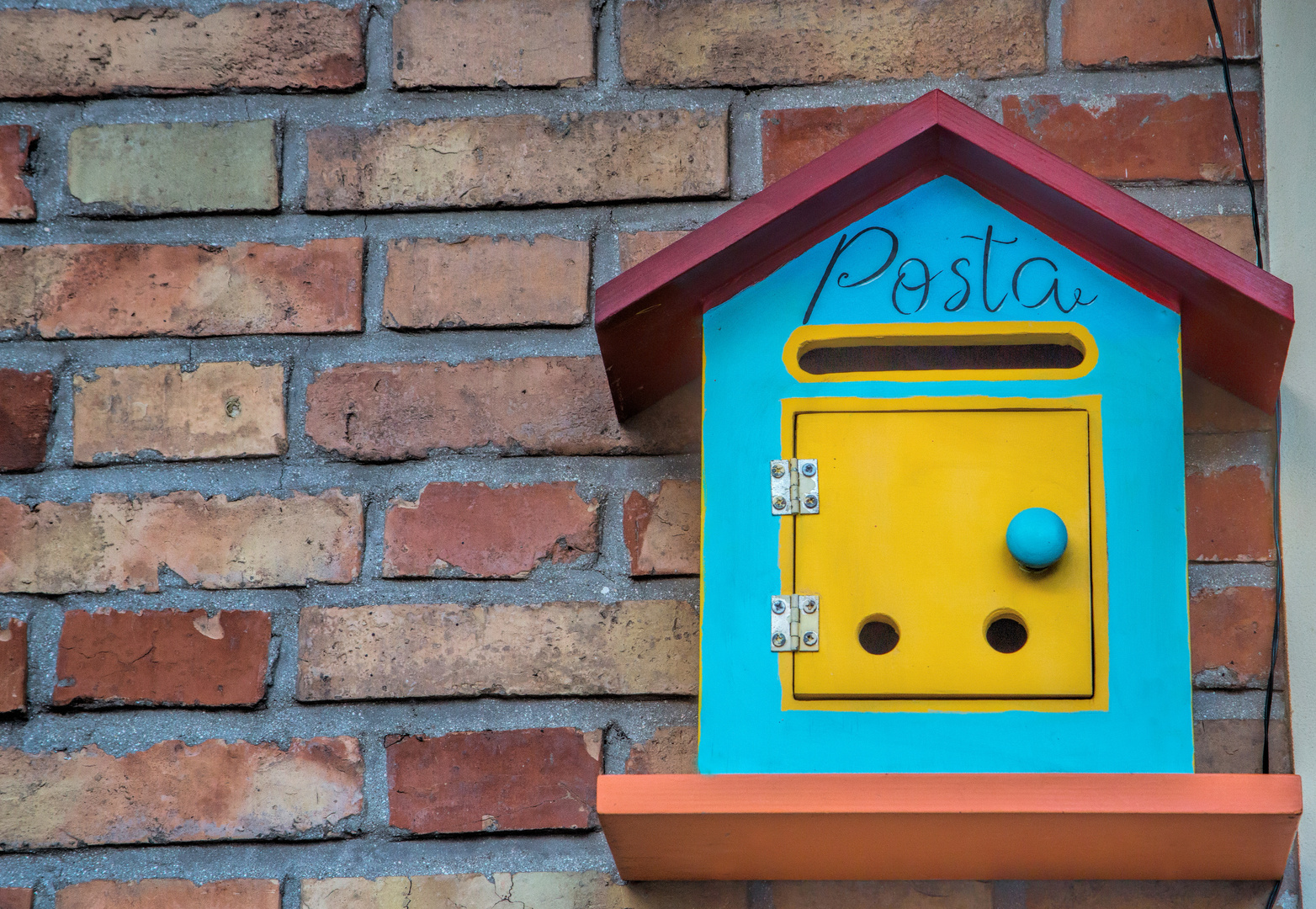 wenn ein Briefkasten wie ein Vogelhaus aussieht, ist er