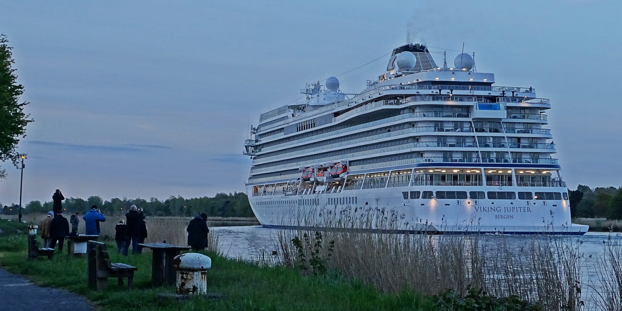 wenn ein Schiff vorüber fährt 