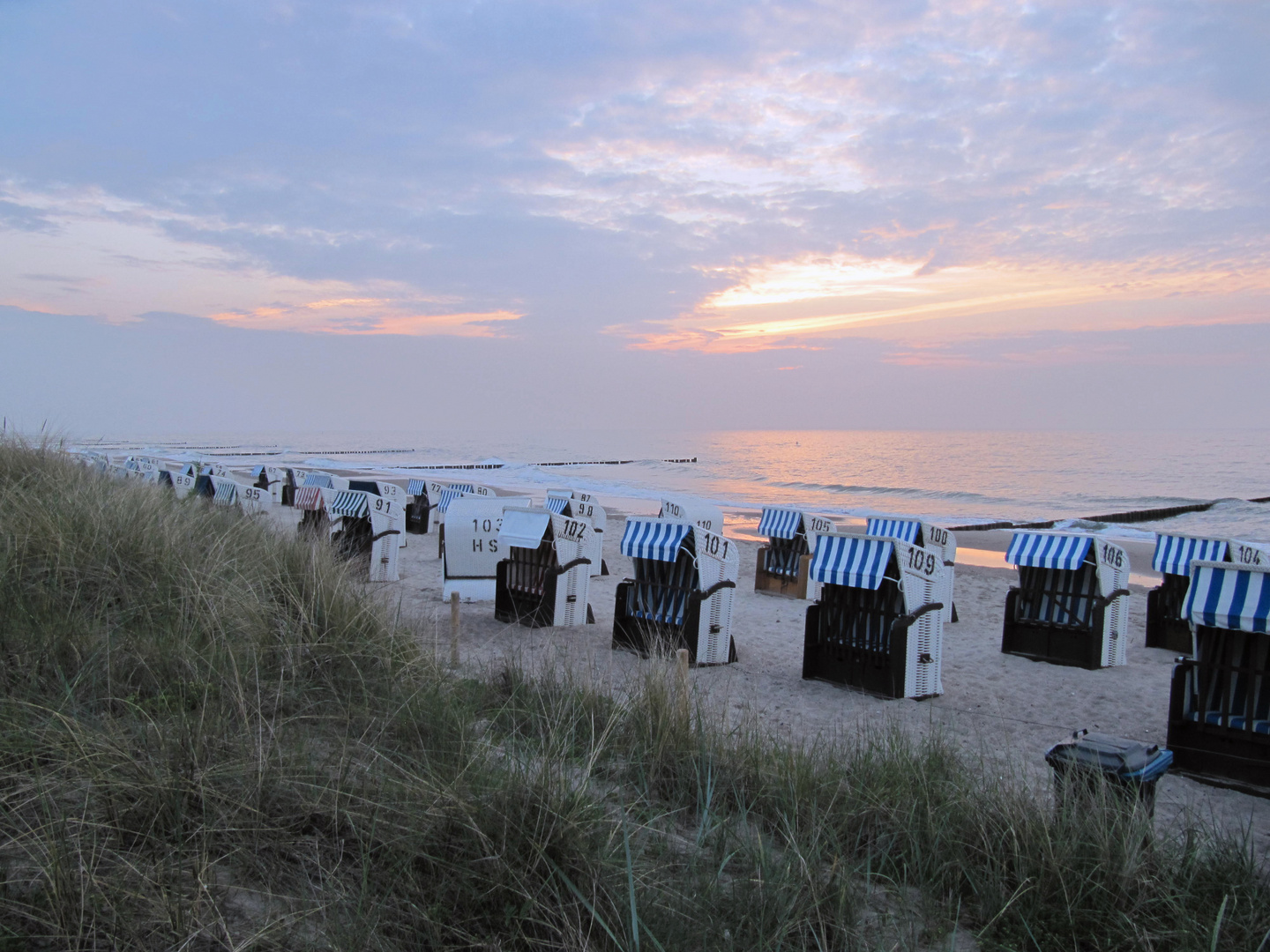 Wenn es Abend wird am Strand