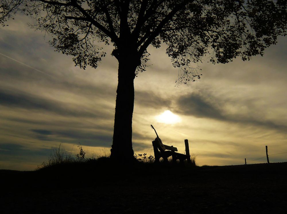 Wenn es dunkel wird Foto & Bild jahreszeiten, herbst, kunstfotografie & kultur Bilder auf Wenn es dunkel wird Foto & Bild jahreszeiten, herbst, kunstfotografie & kultur Bilder auf