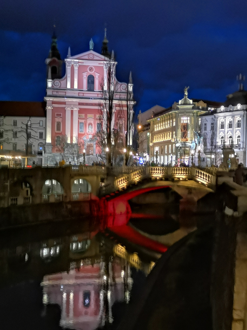 Wenn es Nacht wird in Ljubljana 