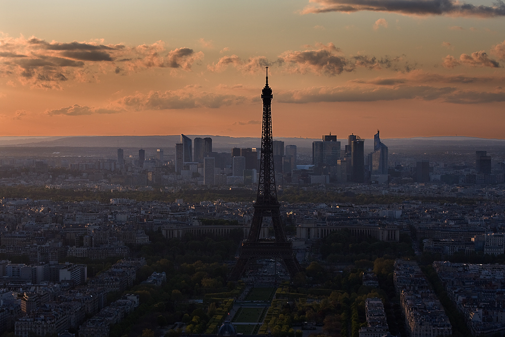 Wenn es Nacht wird in Paris