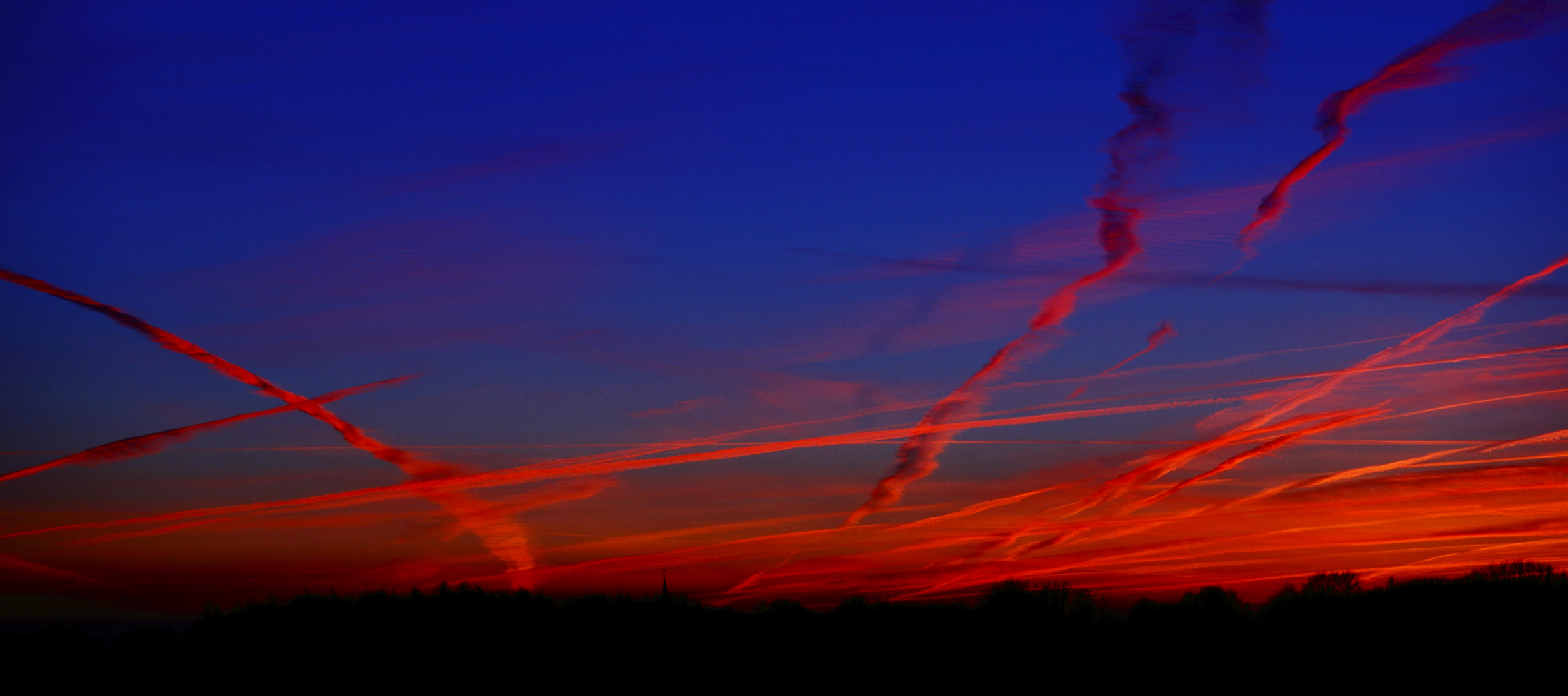 Wenn Flugzeuge Malen Foto Bild Landschaft Natur Bilder Auf Fotocommunity