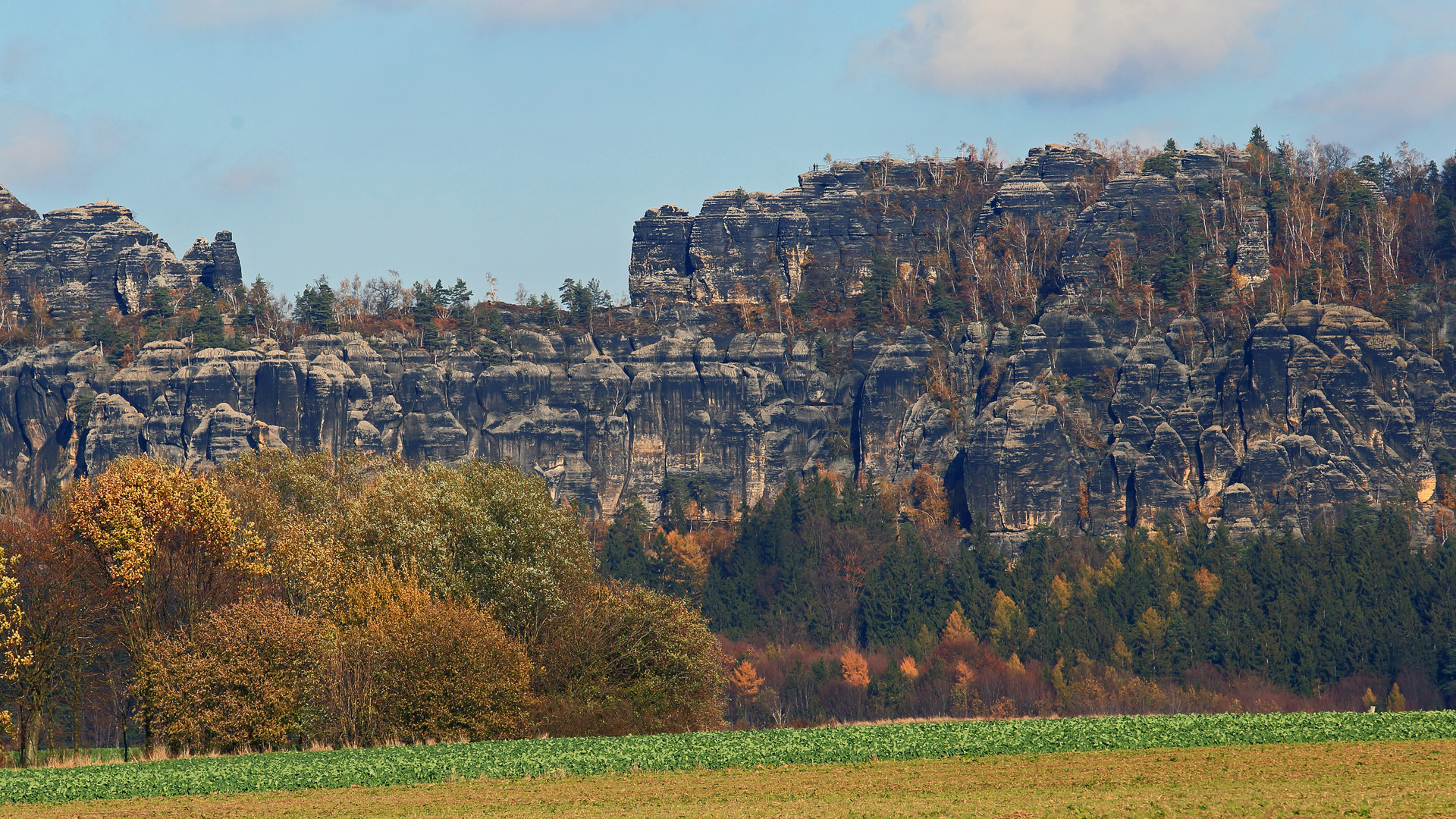Wenn ich die Touristen dort oben auf der Schrammsteinausicht sehe