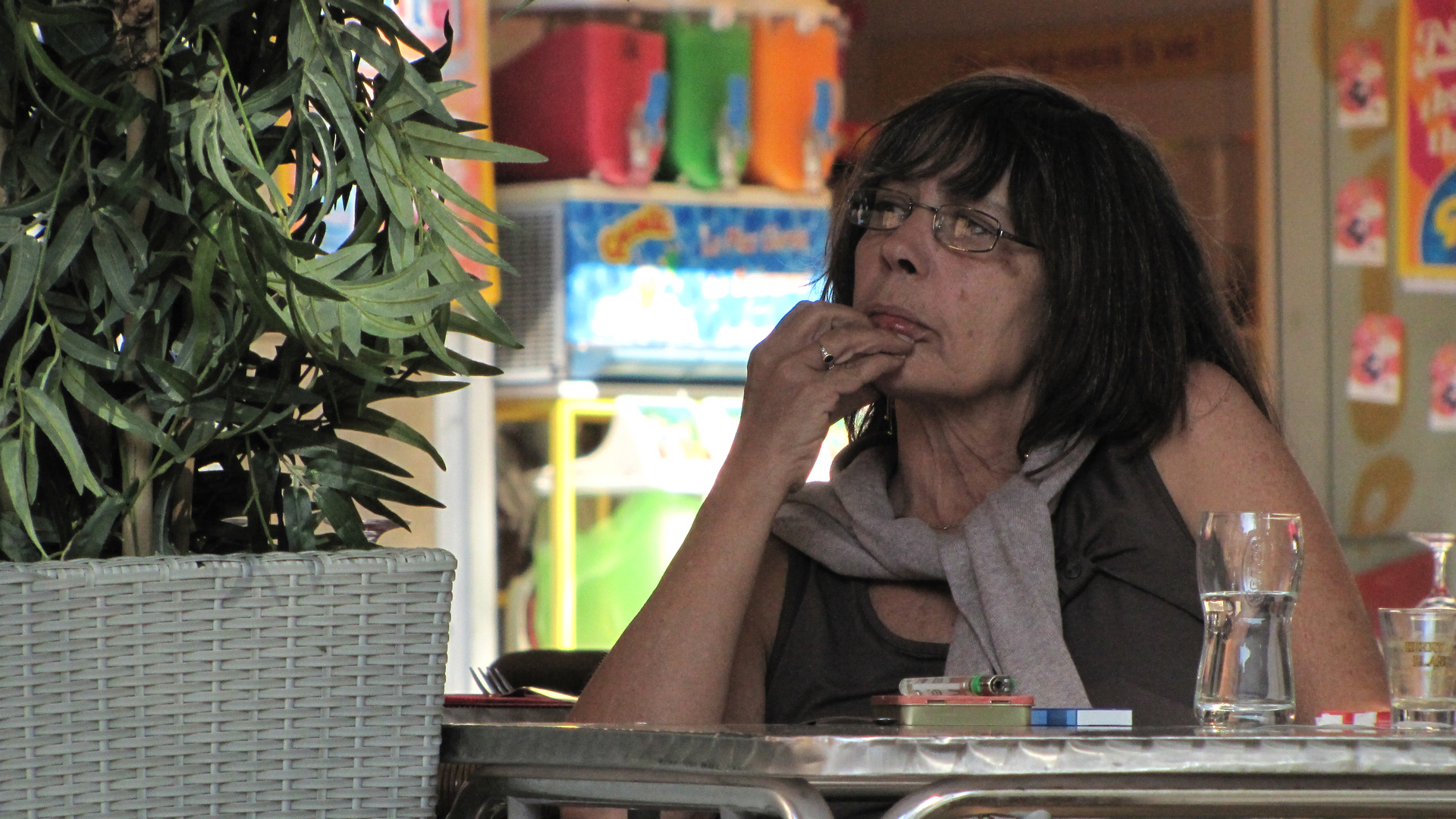 ...wenn ich es mir genau überlege, dann.... Foto & Bild menschen Bilder auf