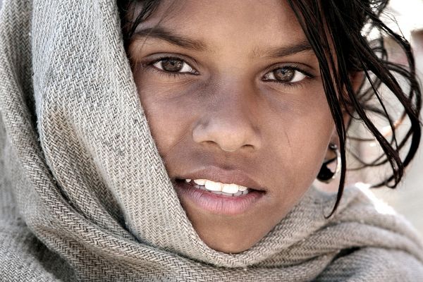 wenn sie nicht auf der straße leben würde, wäre sie vermutlich model ...