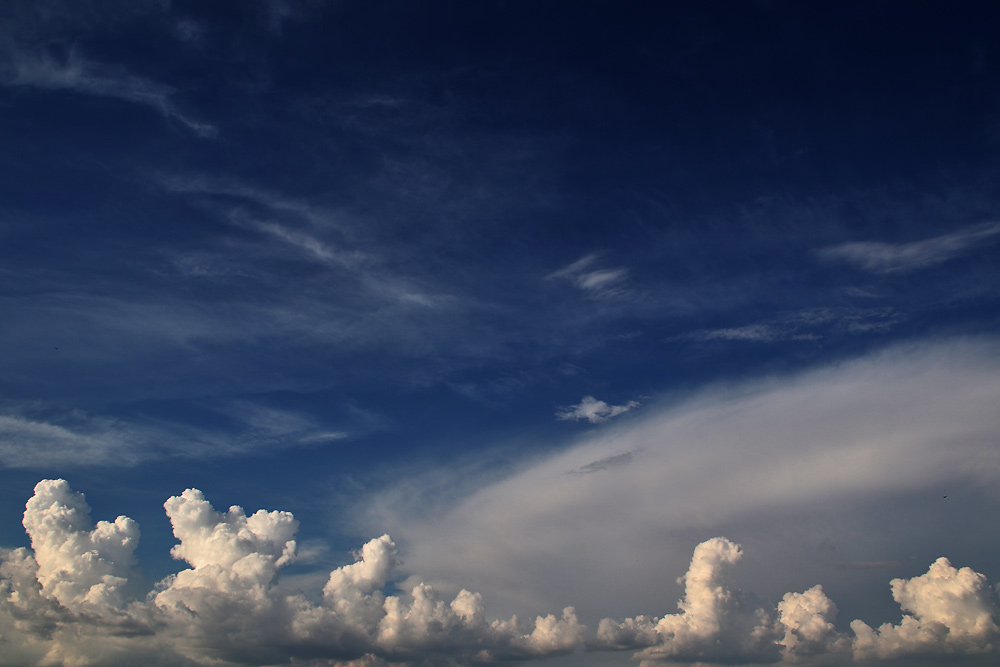 wenn Wolken erzählen könnten.......