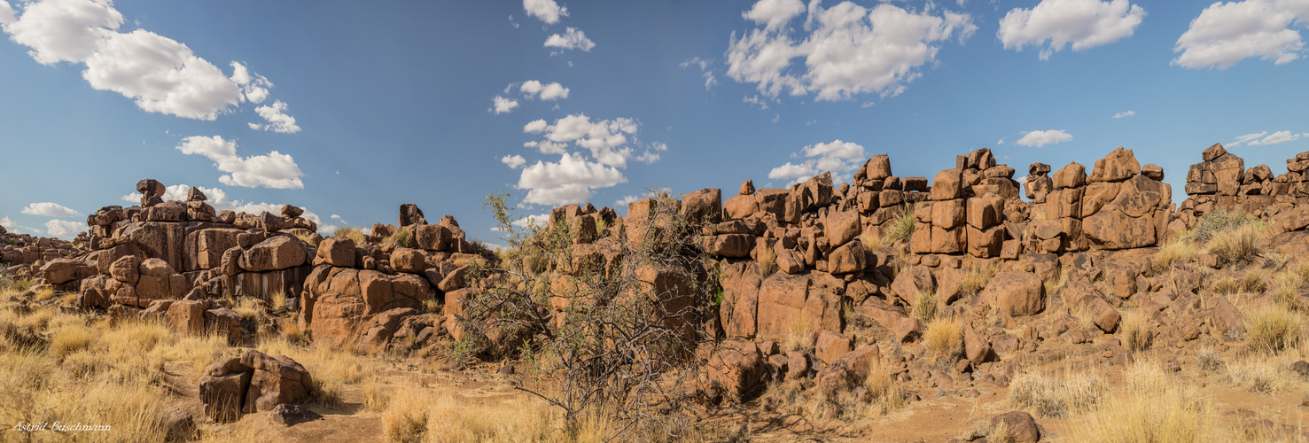 Wenn Zwei eine Reise .../0042 Namibia - Giants Playground - Einblicke