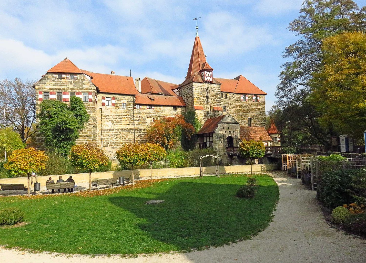 Wenzelschloss bei Sonnenschein