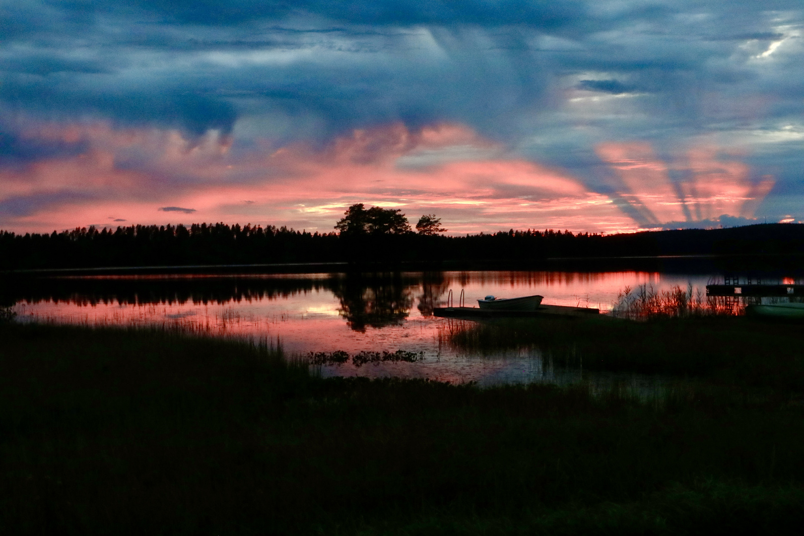 Wer hat so etwas schon mal gesehen? Am Kättbosjön (Schweden).