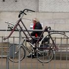 Wer in Bremen sein Fahrrad anschließt, kann sicher sein, daß zumindest der Rahmen nicht geklaut wird