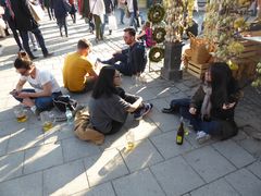 Wer keinen Sitzplatz im Biergarten...