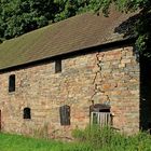 Wer kennt auch dieses Gebäude in Laasphe-Holzhausen (Bushaltestelle Keller)? 