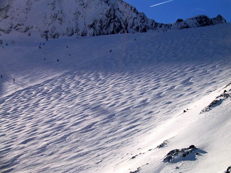 Wer kennt die Buckelpiste nicht im Stubaital...