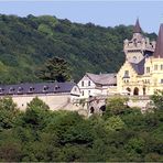 Wer kennt dieses Schloss ???