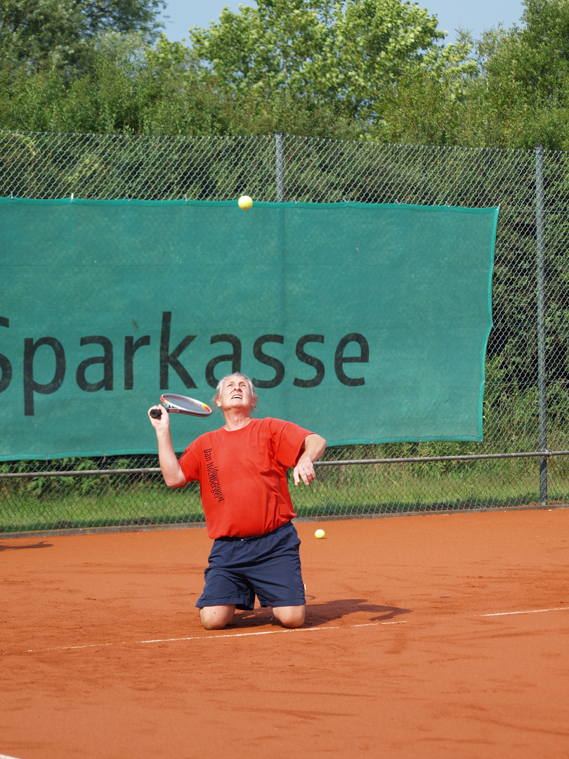 Wer sagt, dass Tennistraining langweilig ist...