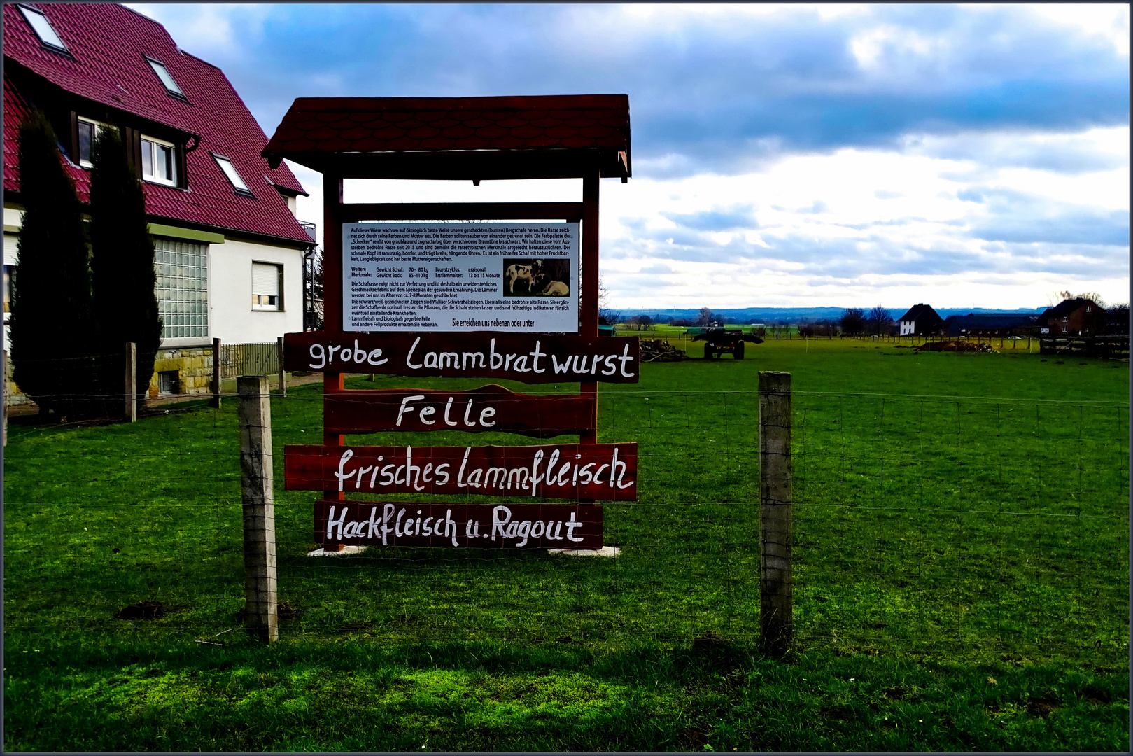 Werbung am Strassenrand