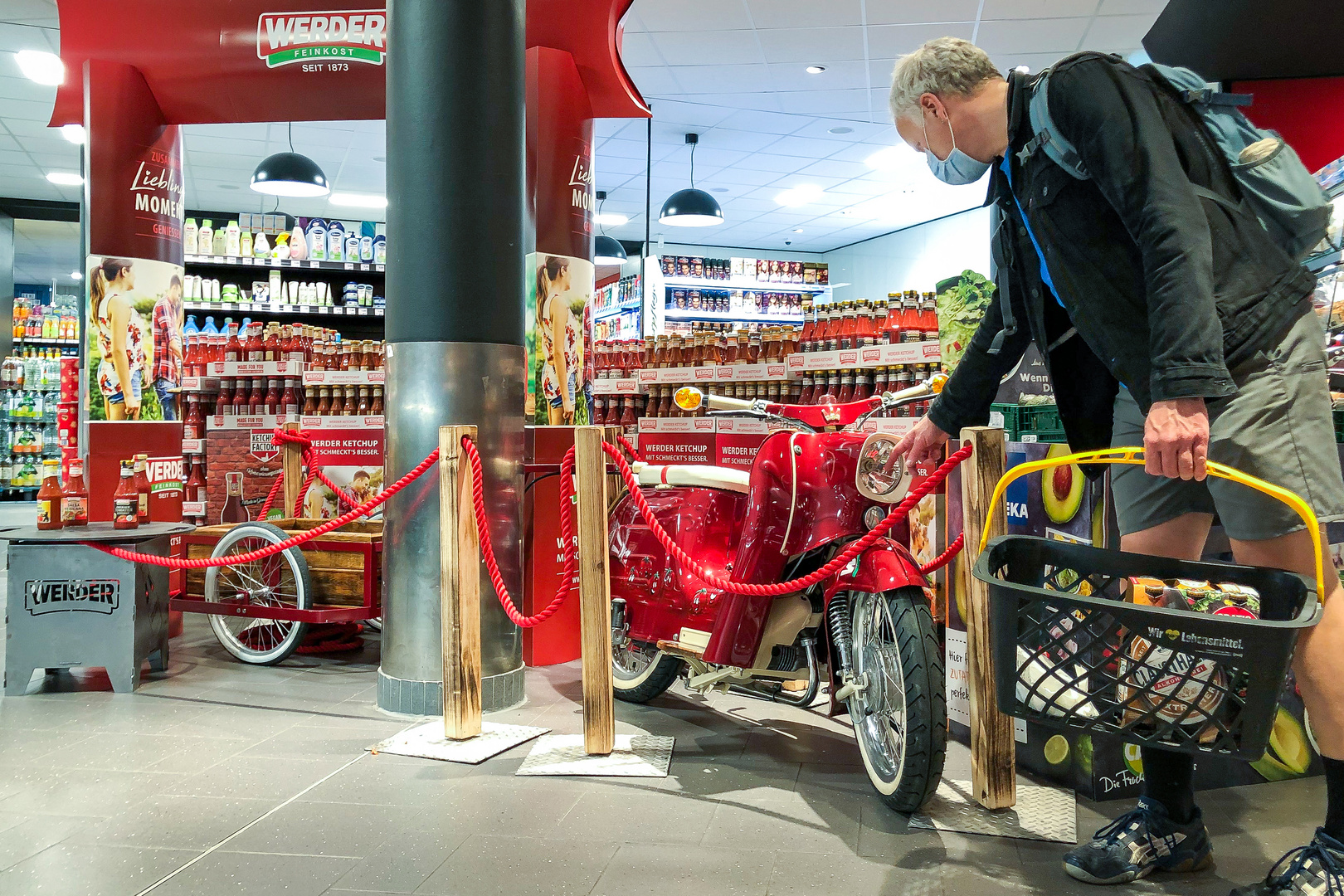 Werder Ketchup Schwalbe im Supermarkt