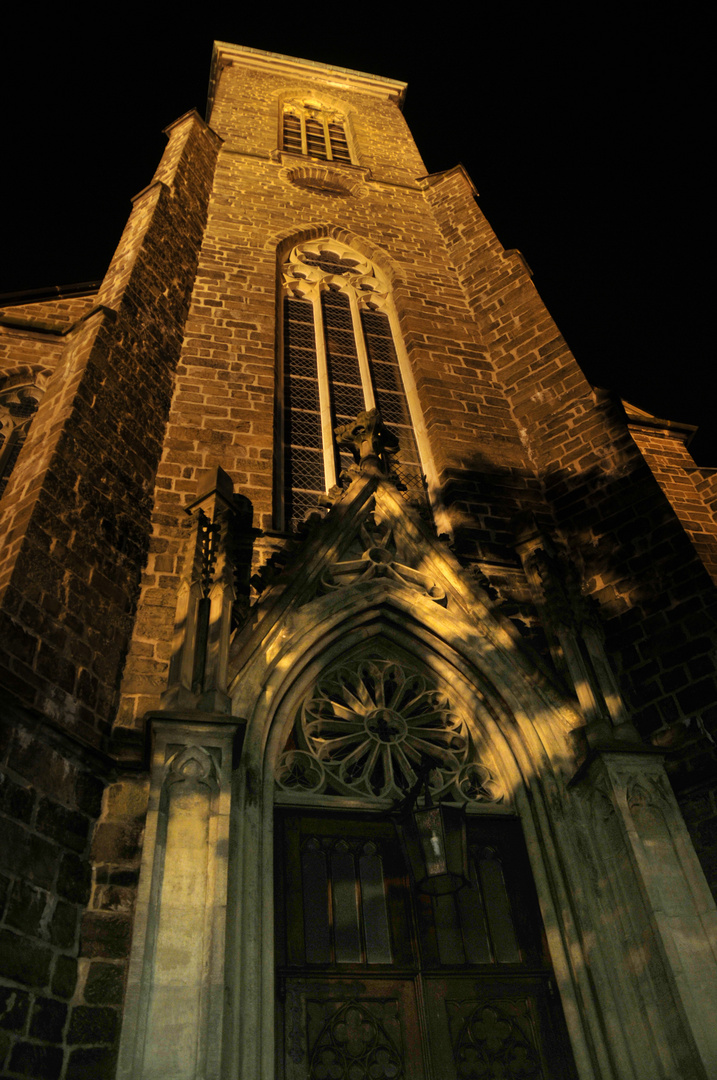 Werdohler Christuskirche bei Nacht - einer der Werdohler Lichtpunkte