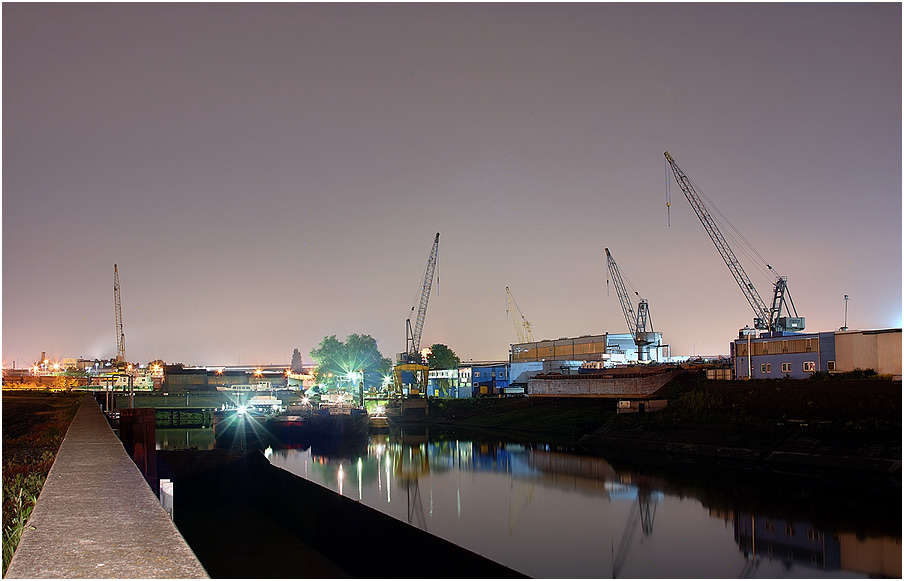 Werft - Duisburg Hafen