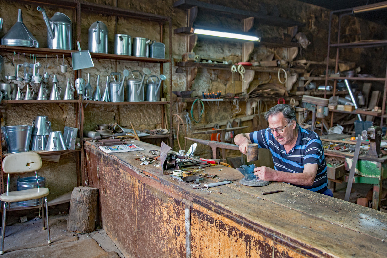 Werkstatt Foto & Bild | world, kultur, metall Bilder auf ...