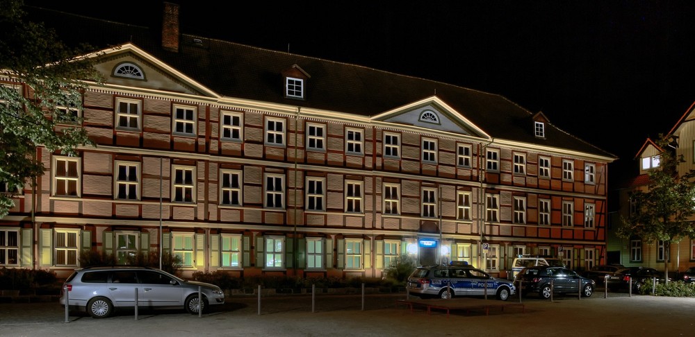 Wernigerode-Nikolaiplatz " Polizeirevier bei Nacht "