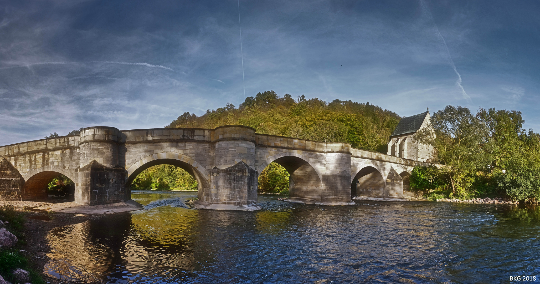 Werrabrücke mit St. Liborius