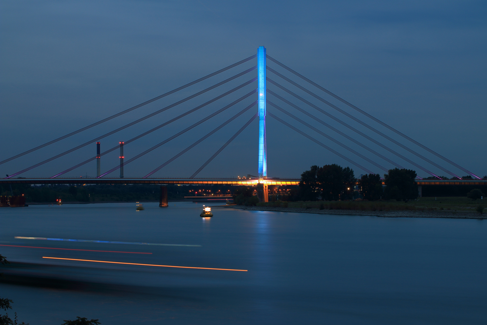 Wesel-Rheinbrücke_1