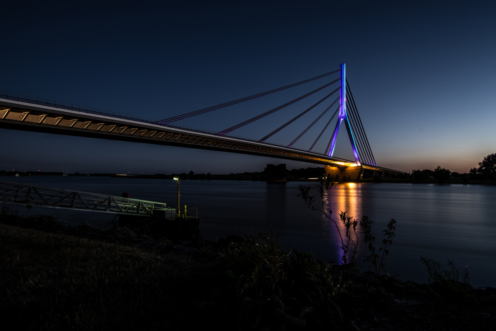 Weseler Rhein Brücke