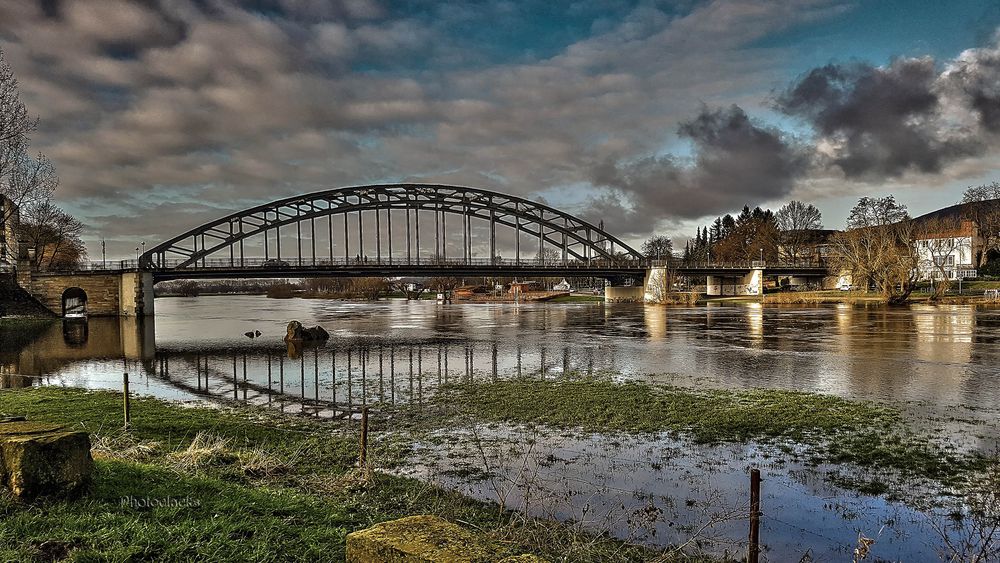 Weser im Abendlicht