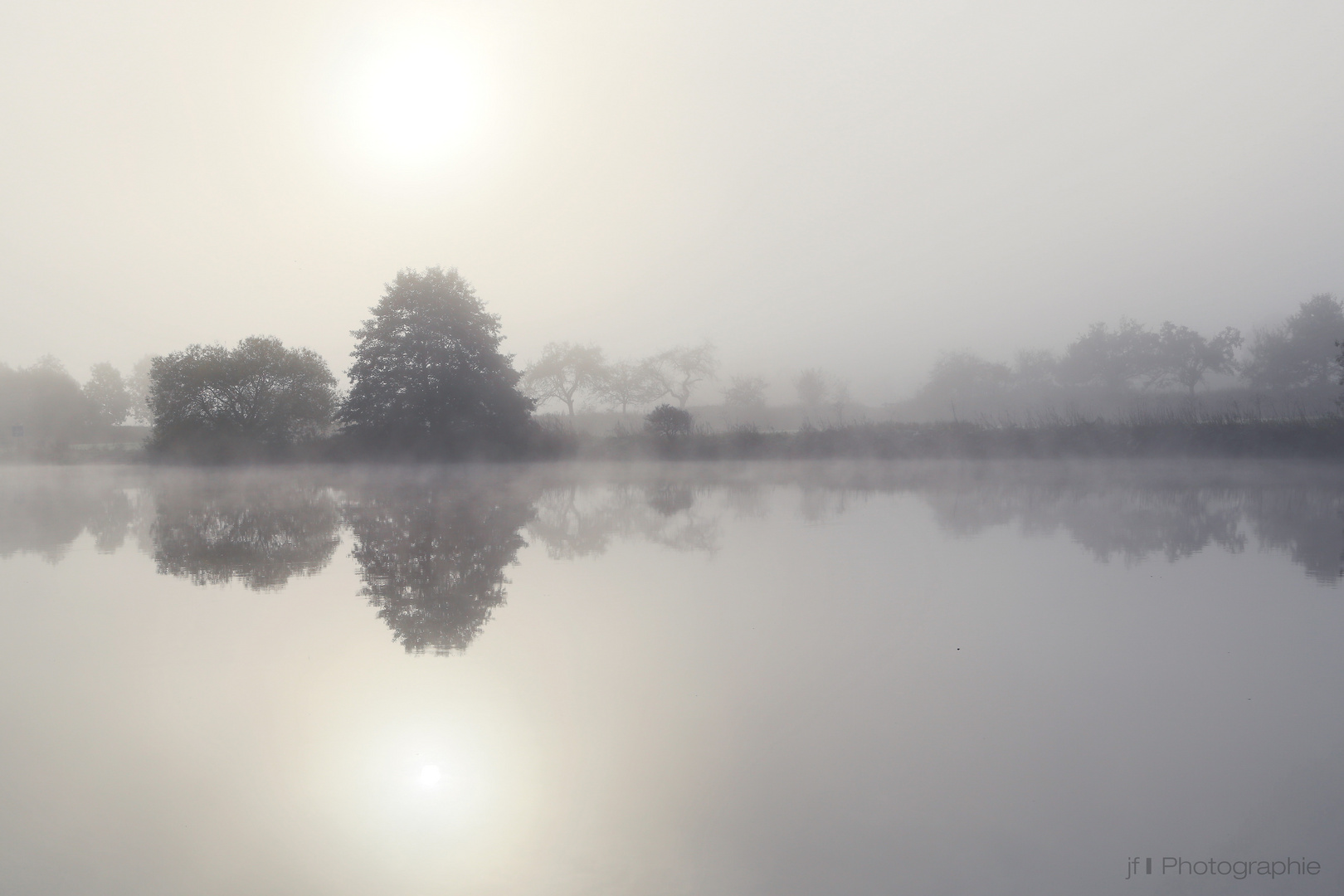 Weser im Nebel