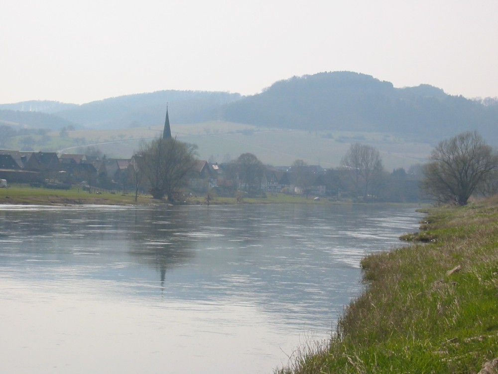 Weser kurz vor Polle