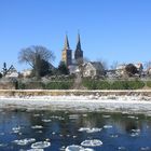 Weser mit Eisschollen vor den Toren Höxters