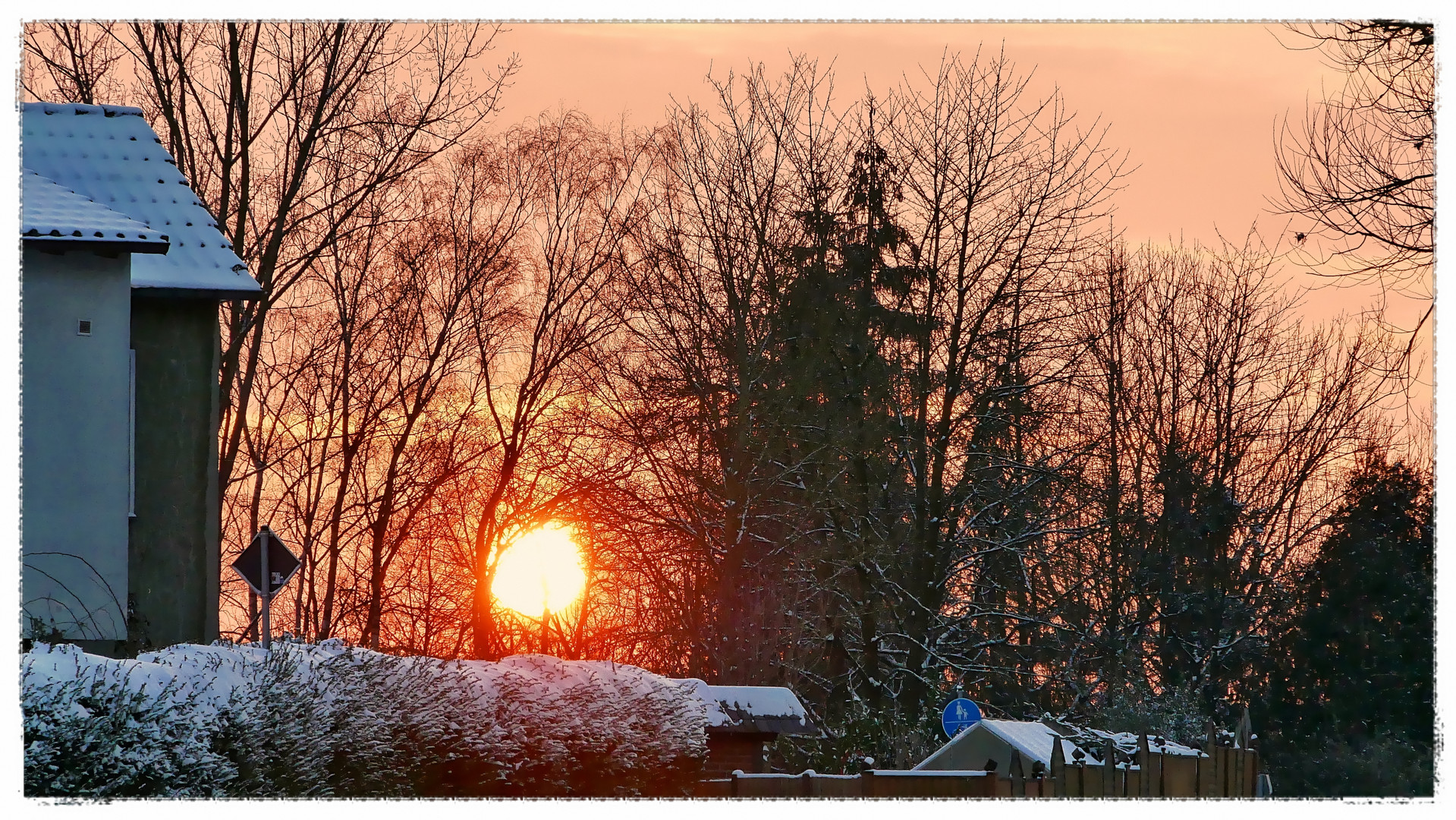 Weserberglandwintersonnenuntergangsromantik