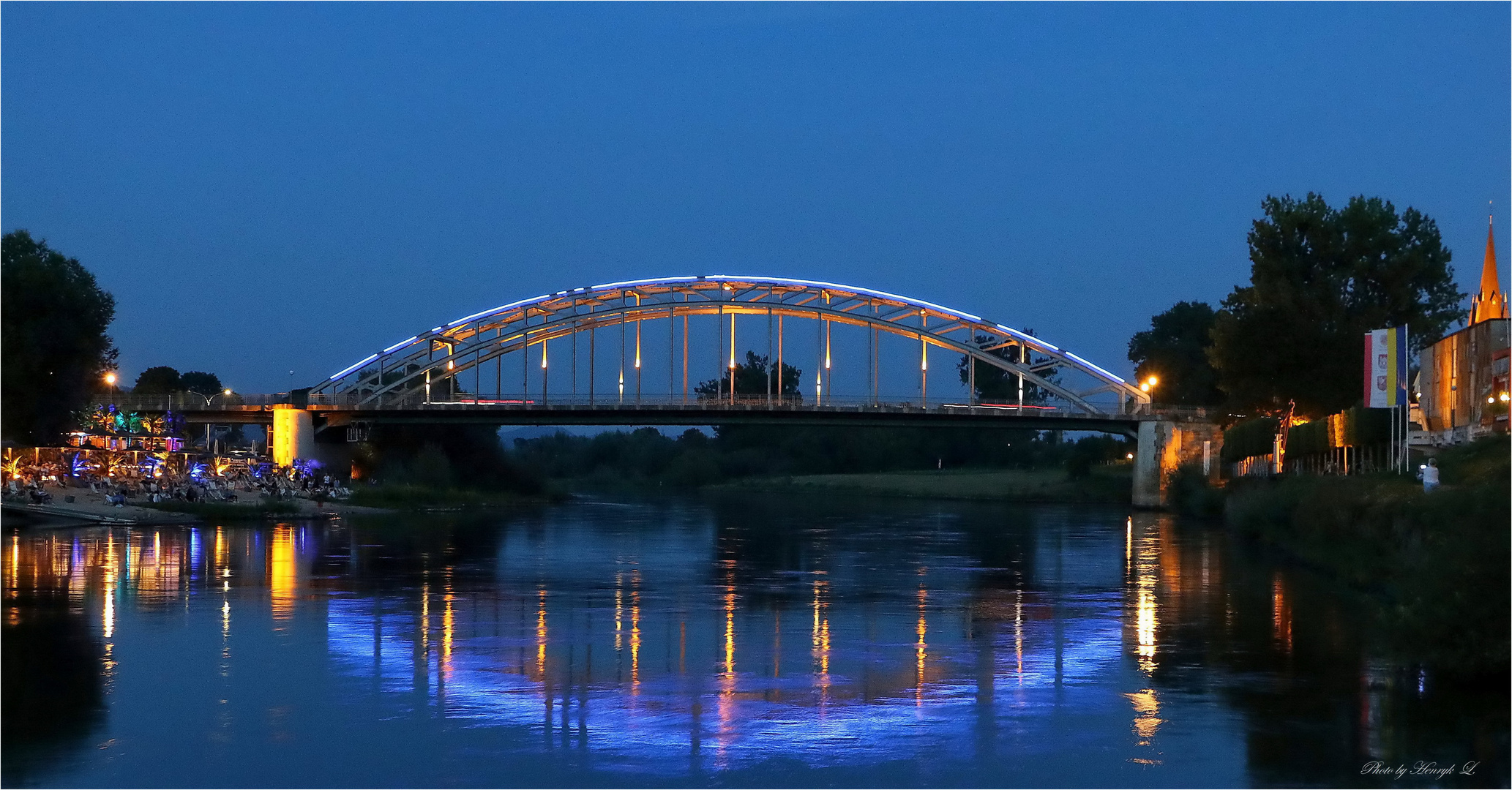 Weserbrücke Abendbeleuchtung