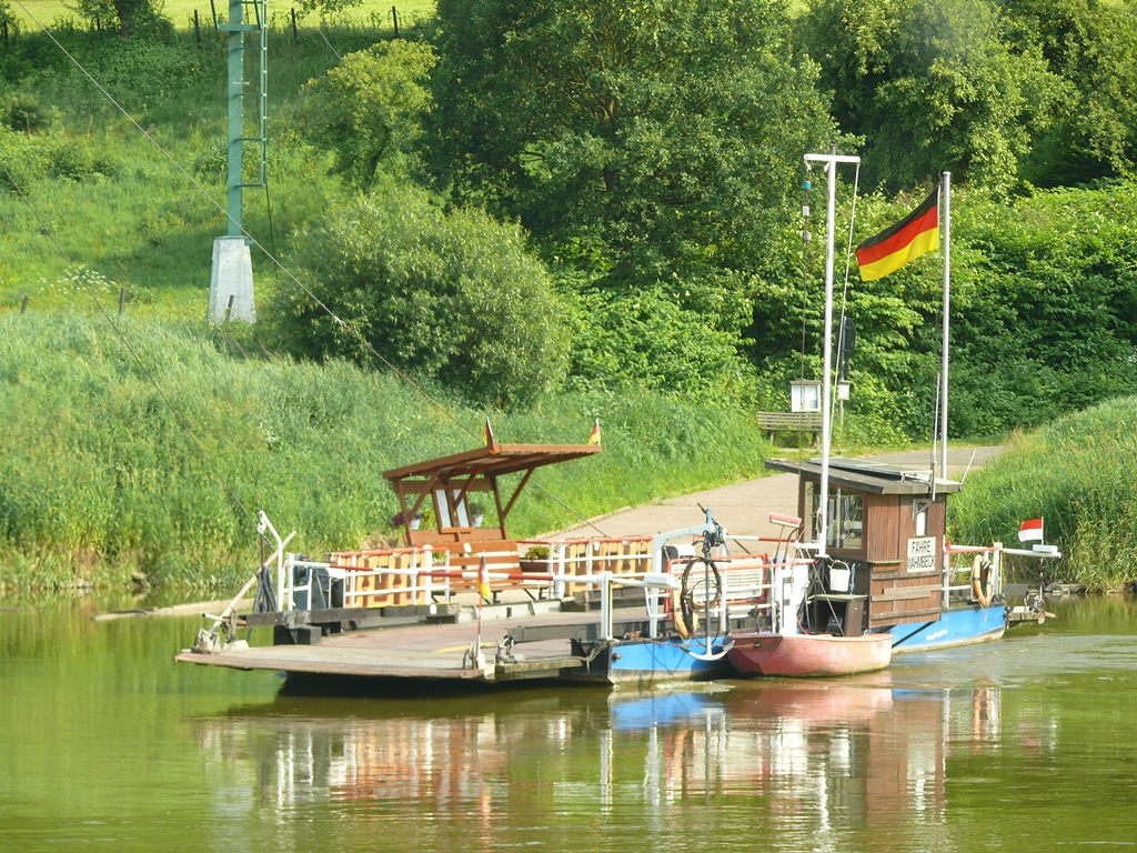 Weserfähre bei Wahmbeck (Weserbergland, Nordhessen)