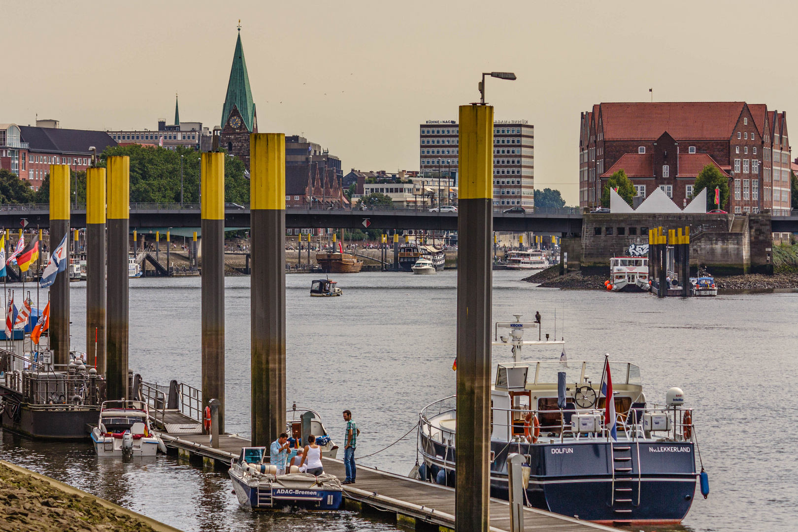 Weserimpressionen in der Stadt 