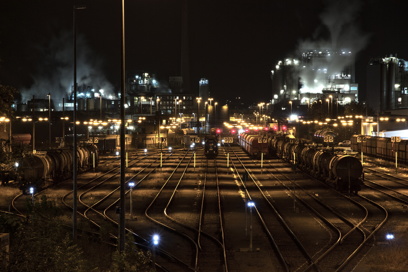 Wesselinger Gleise bei Nacht