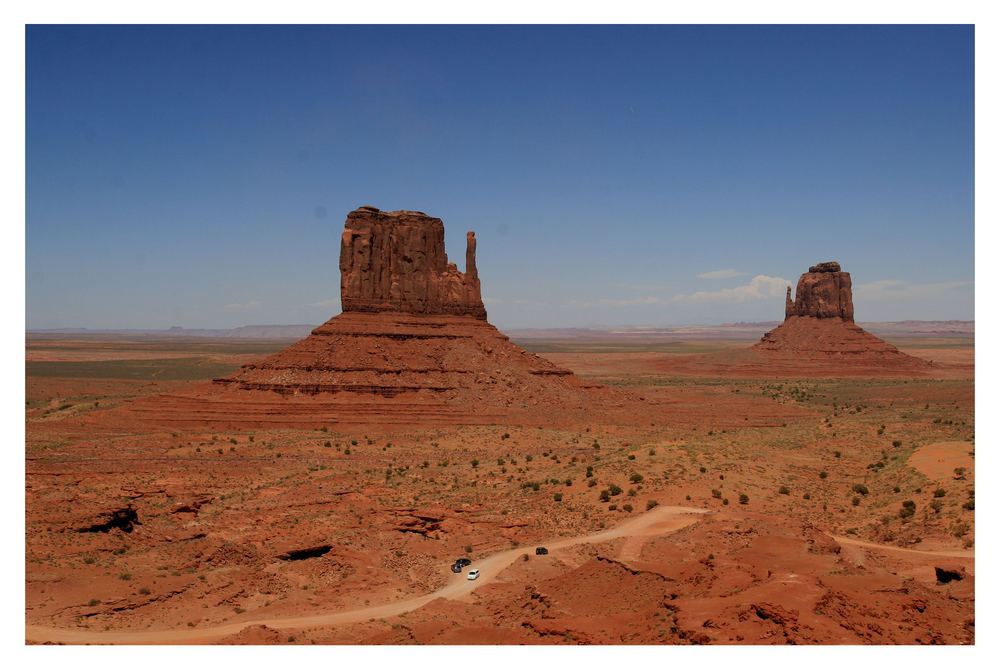 West and East Mitten Buttes, Monument Valley