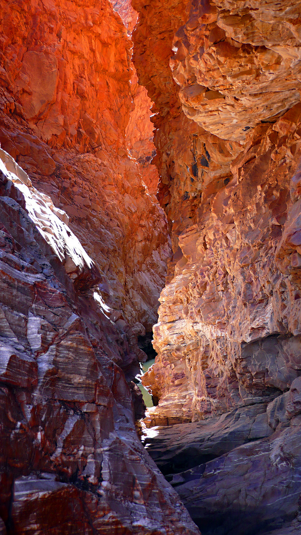 West MacDonnell Ranges, Redbank Gorge