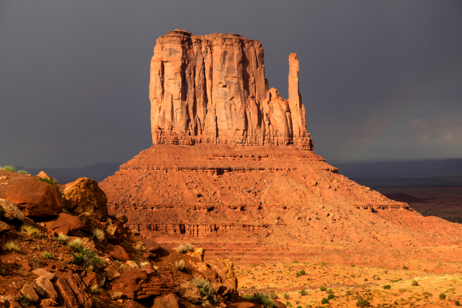 west mitten butte